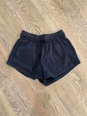 Size 4 Lululemon Inner Glow Black Knit Athletic Shorts High Waist